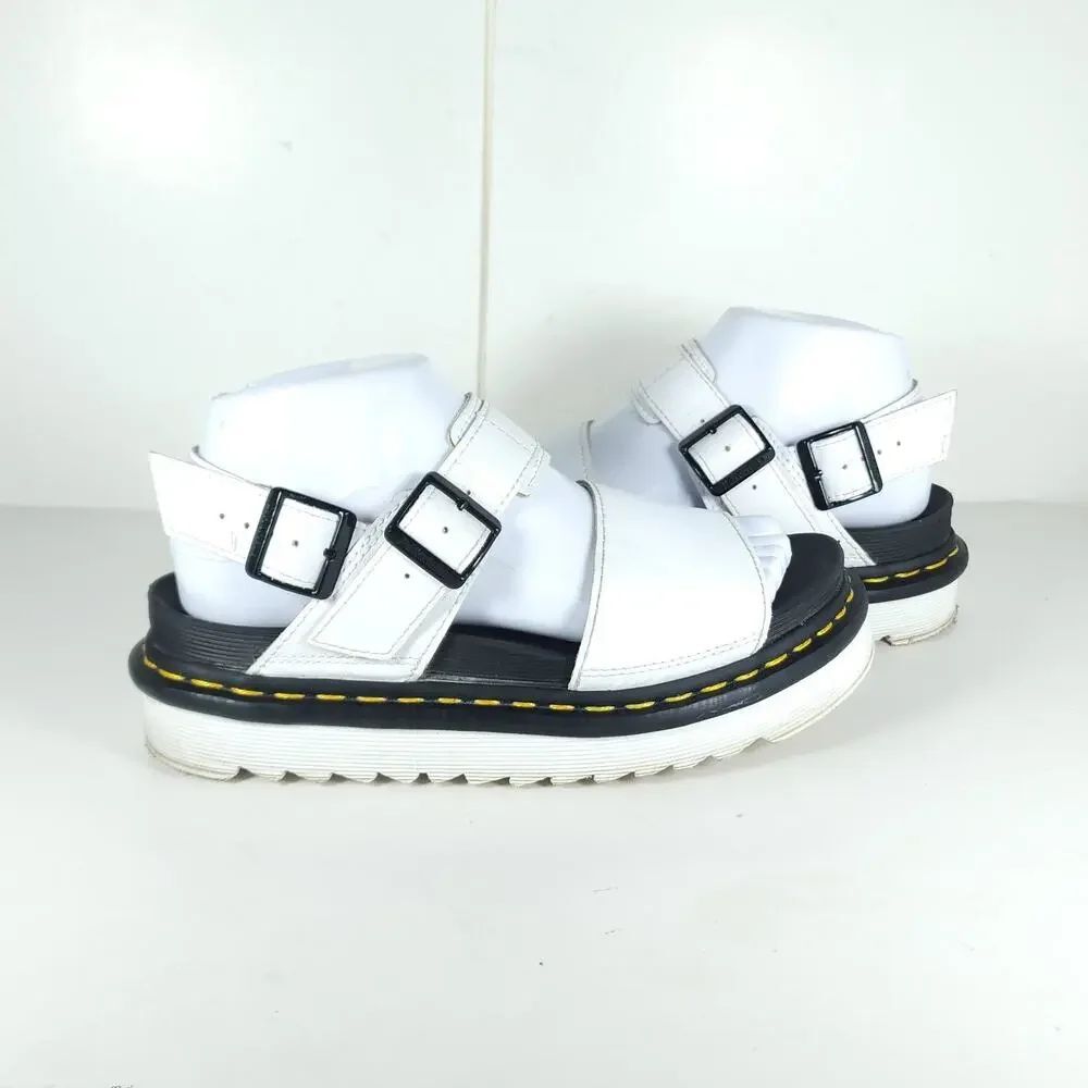 Dr Martens Voss Women's US7 White Hydro Leather Buckle Platform Sandals Shoes - Picture 8 of 16